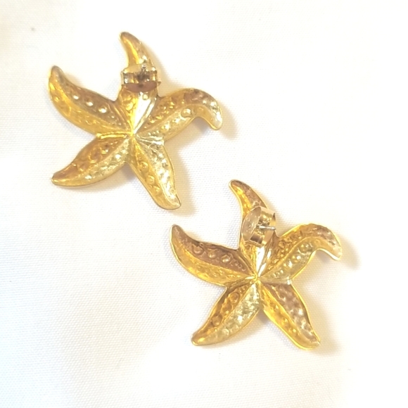 Gold Starfish Earrings - Picture 4 of 4